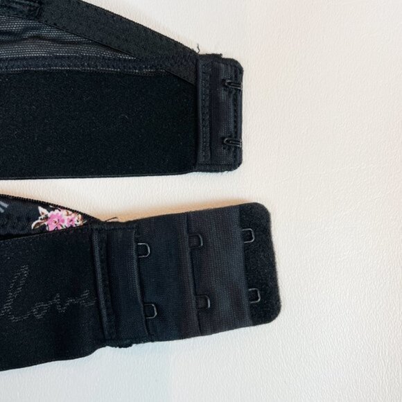 NWOT Victoria's Secret PINK Bra 34D Wear Everywhere Wireless Push Up Floral Logo - Picture 5 of 8